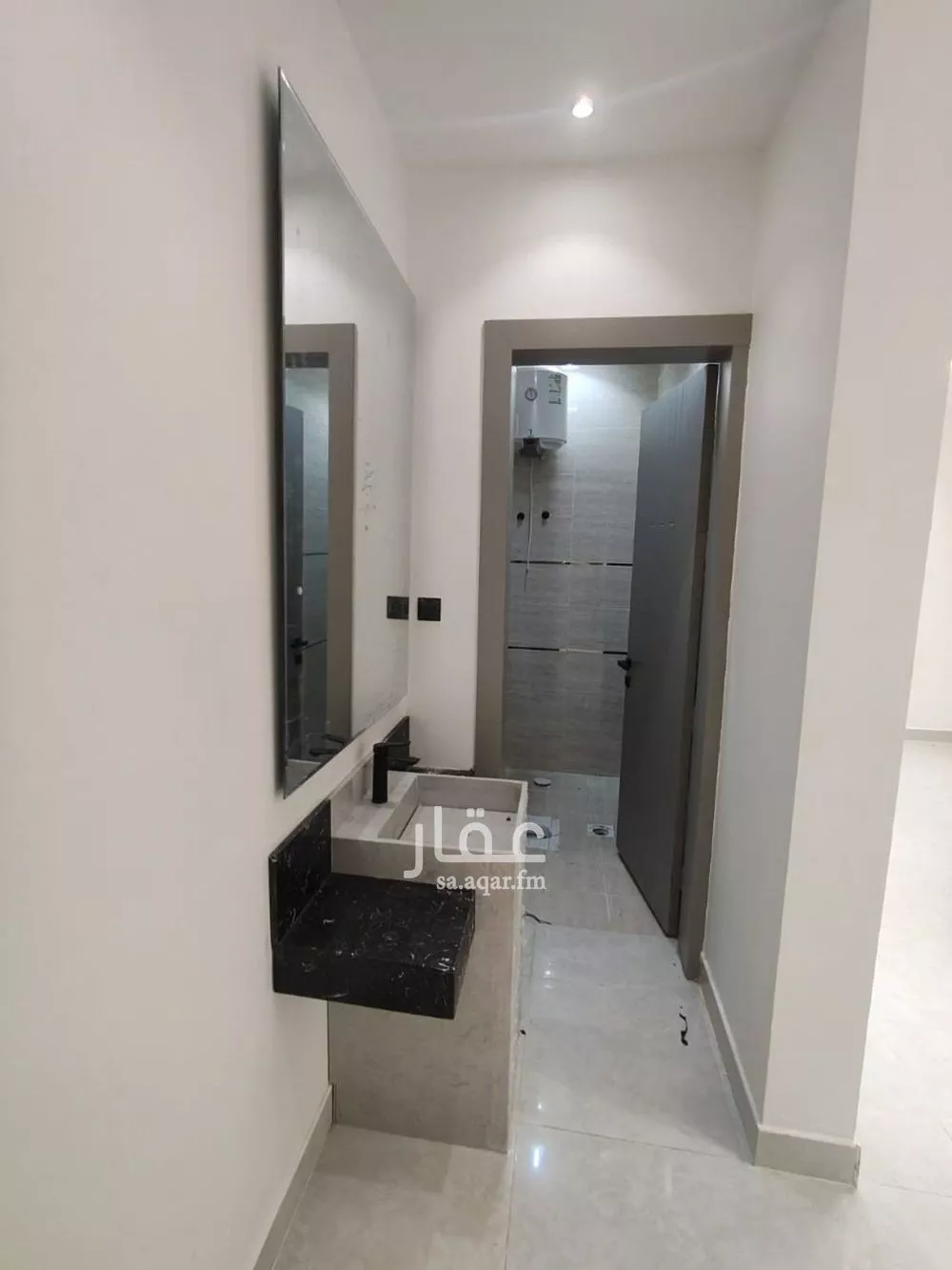 شقة 5 غرف في بدر 4