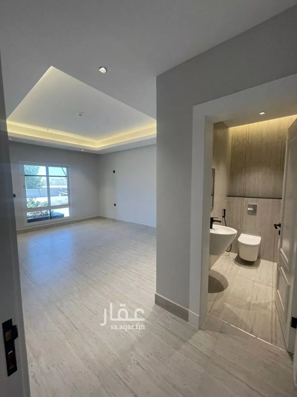 4 bedroom apartment in King Abdul Aziz, Riyadh 4