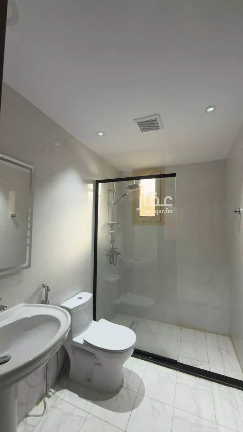 4 bedroom apartment in Mudhainib, Madinah 4