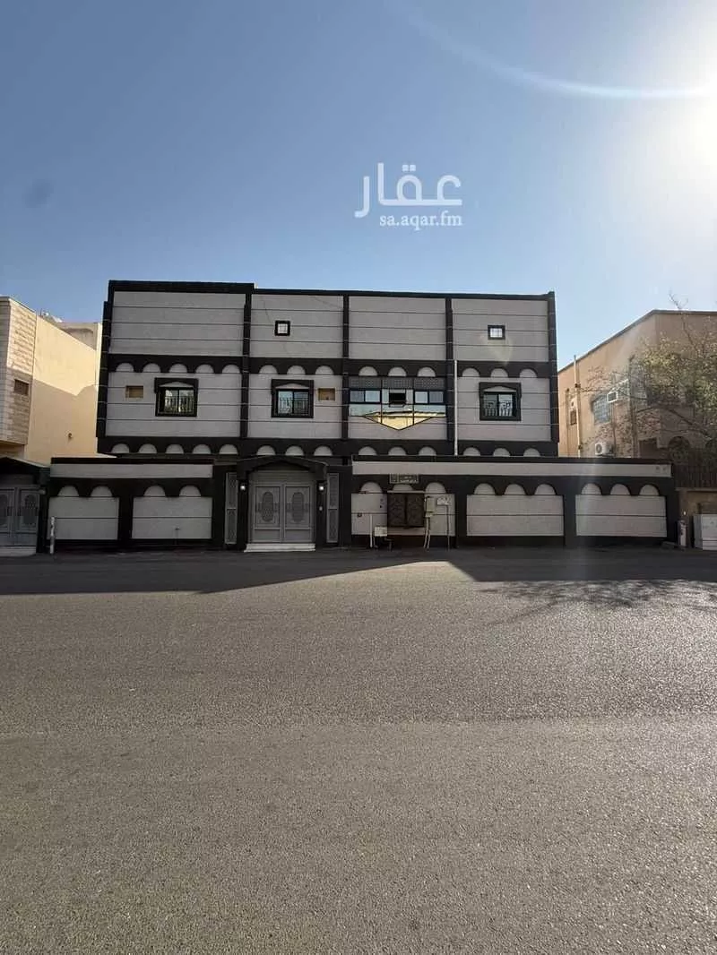 480 sqm building in Al Khalidiyyah 3