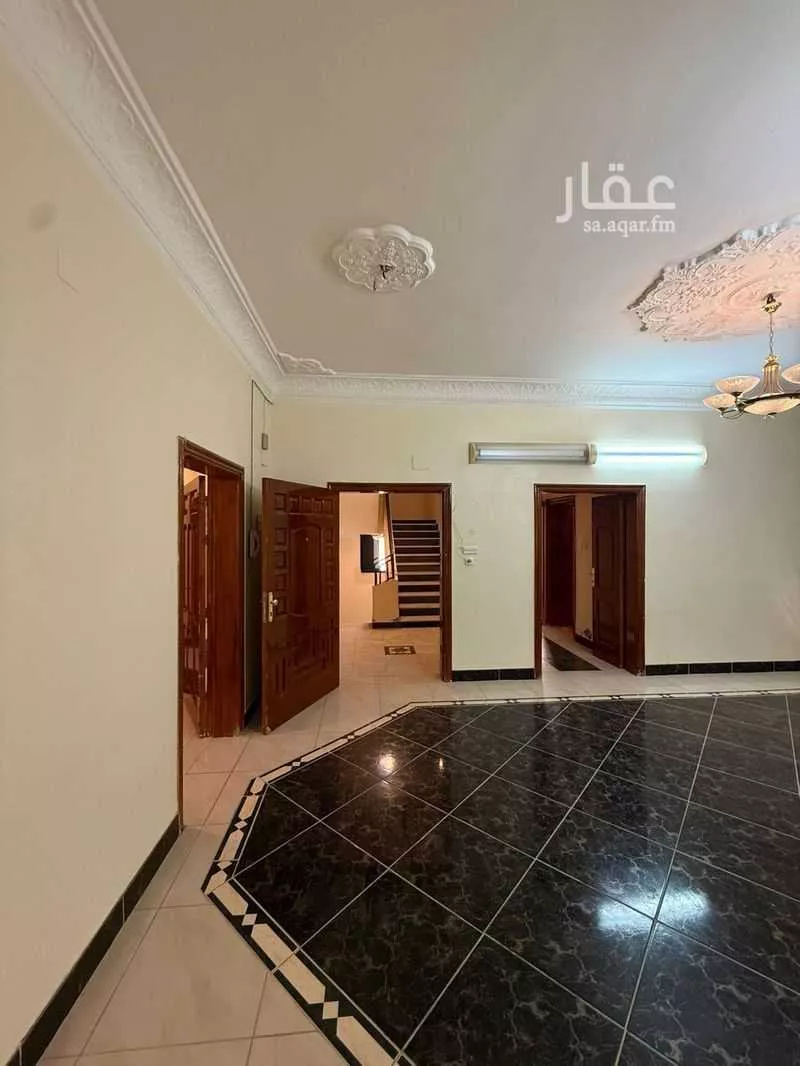 480 sqm building in Al Khalidiyyah 5