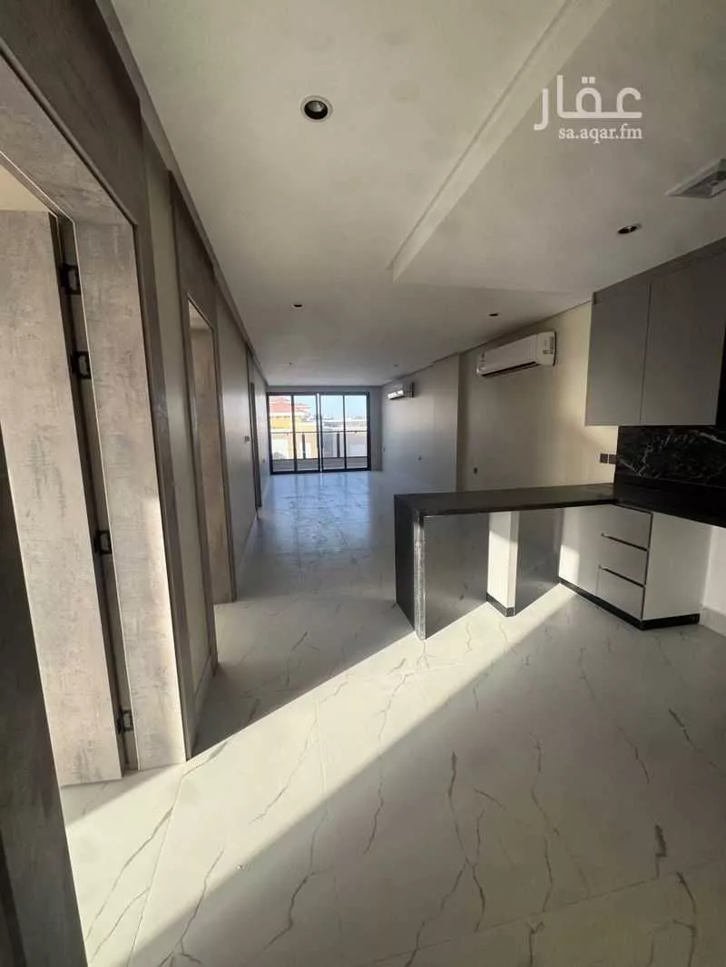 شقة 4 غرف في الحمرا 5