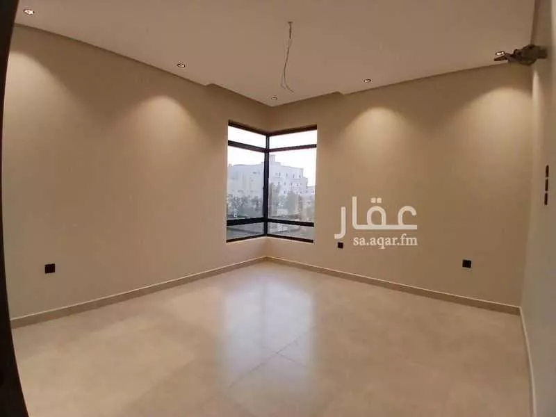 4 bedroom apartment in Al Marwa 5
