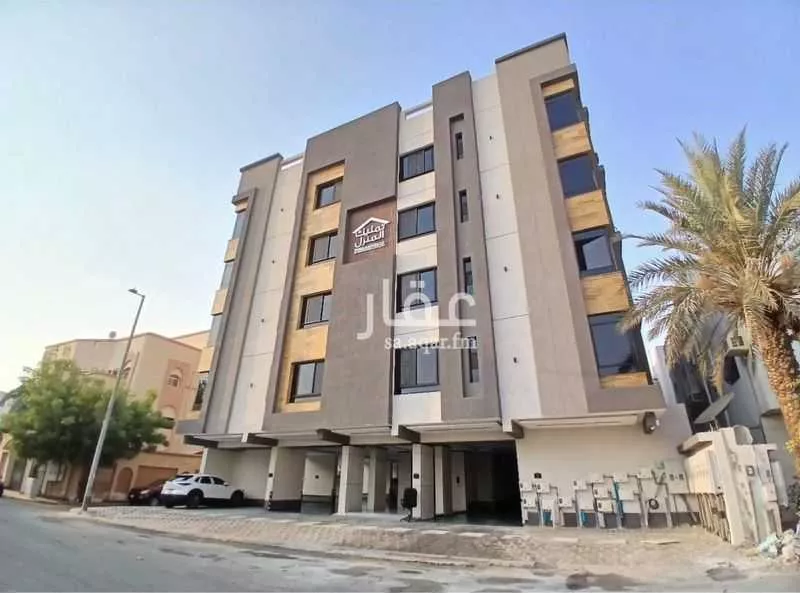 4 bedroom apartment in Al Marwa 9