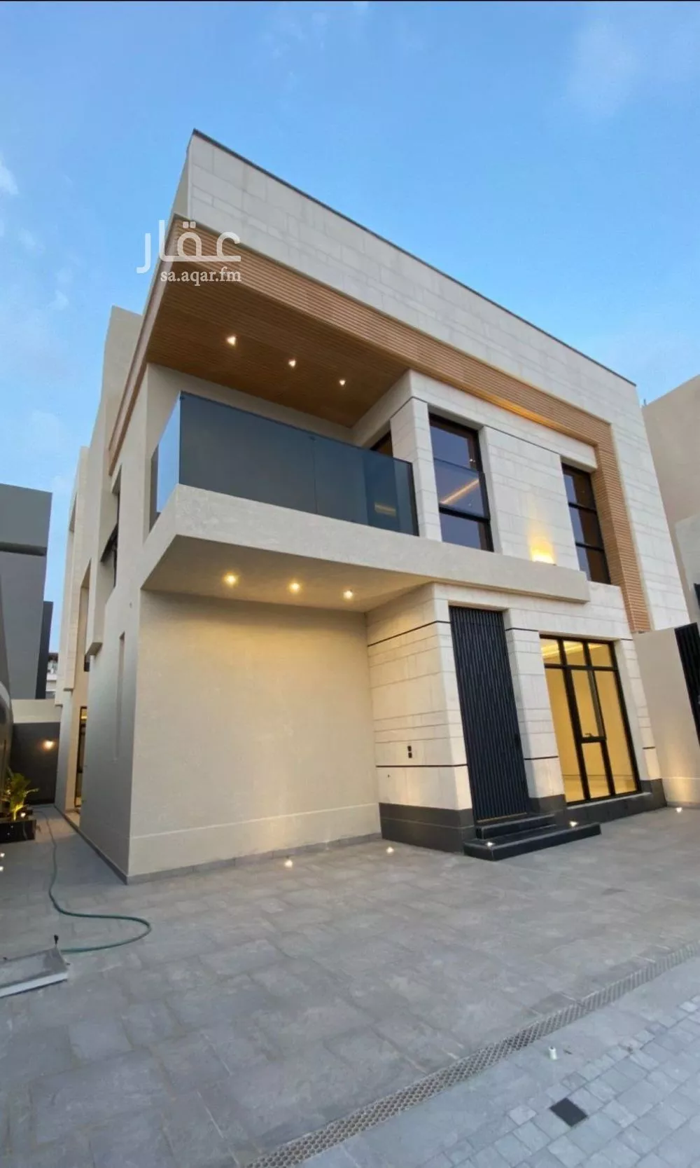 فيلا 4 غرف في النرجس 4