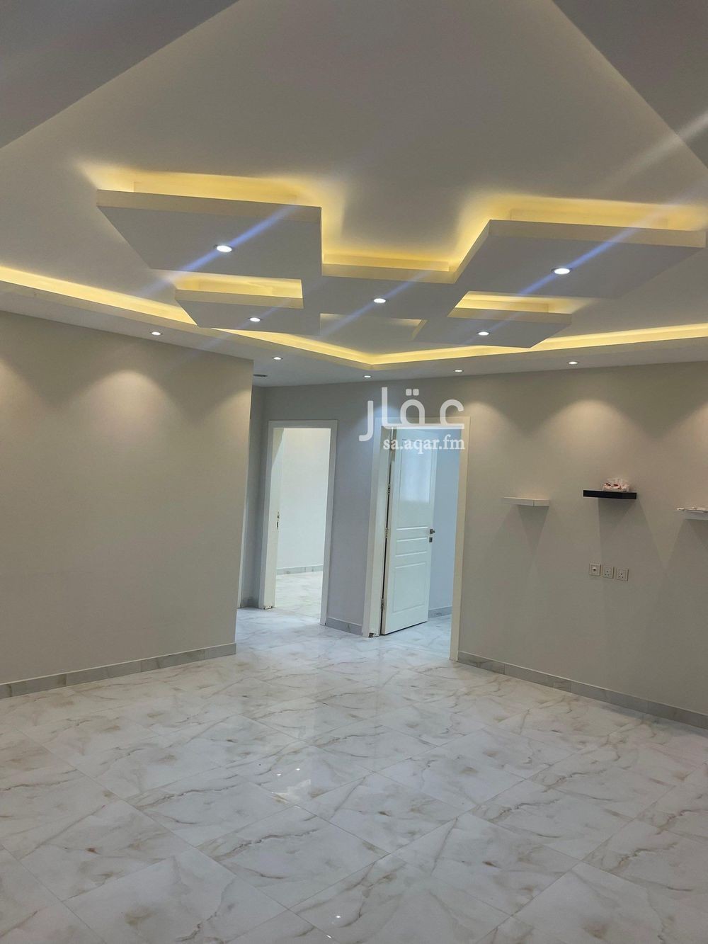 3 bedroom apartment in Khuzam, Riyadh 4