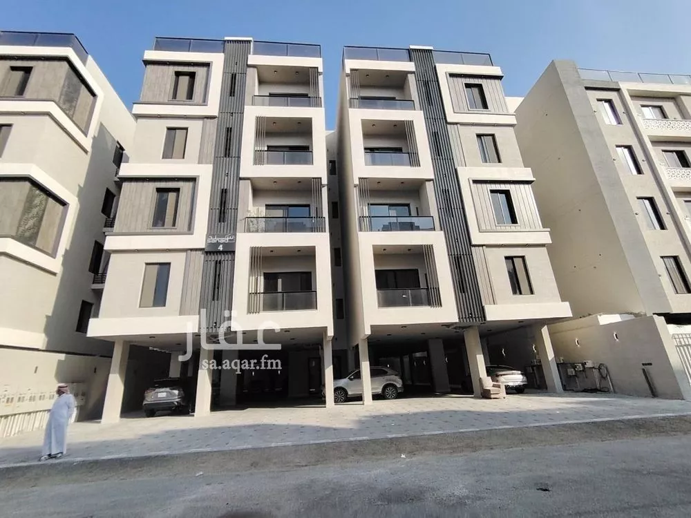 شقة 3 غرف في الحمرا