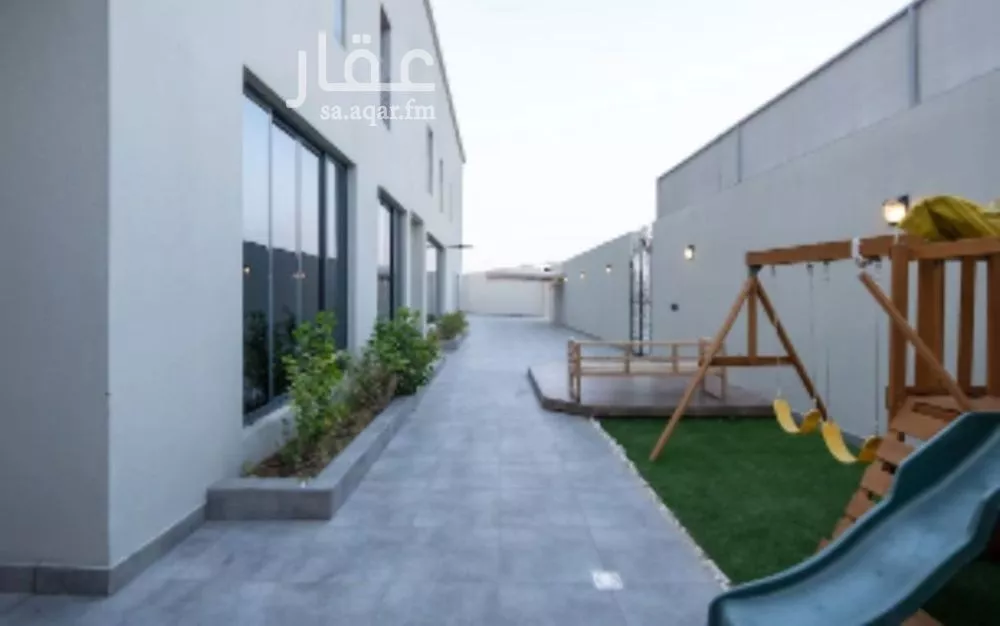 فيلا 6 غرف في البحيرة 4