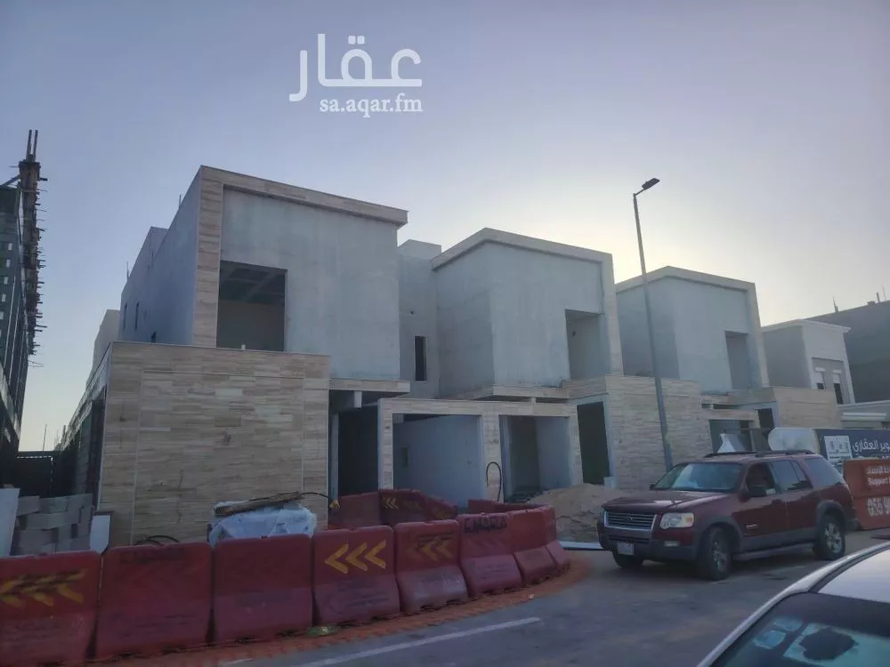 فيلا 6 غرف في الامواج