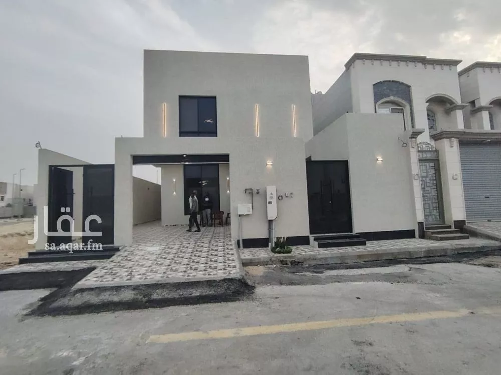 فيلا 6 غرف في العقيق