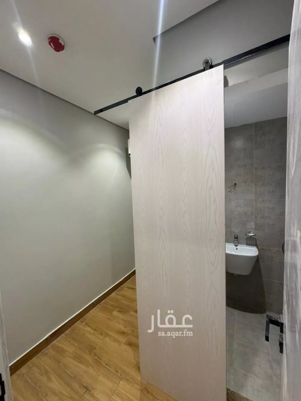 5 bedroom apartment in Al Hamdaniyah, Jeddah 8