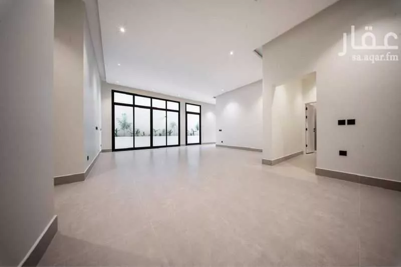 3 bedroom floor in Al Munsiyah 2