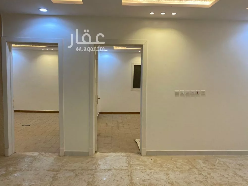 فيلا 5 غرف في عكاظ، الرياض 5