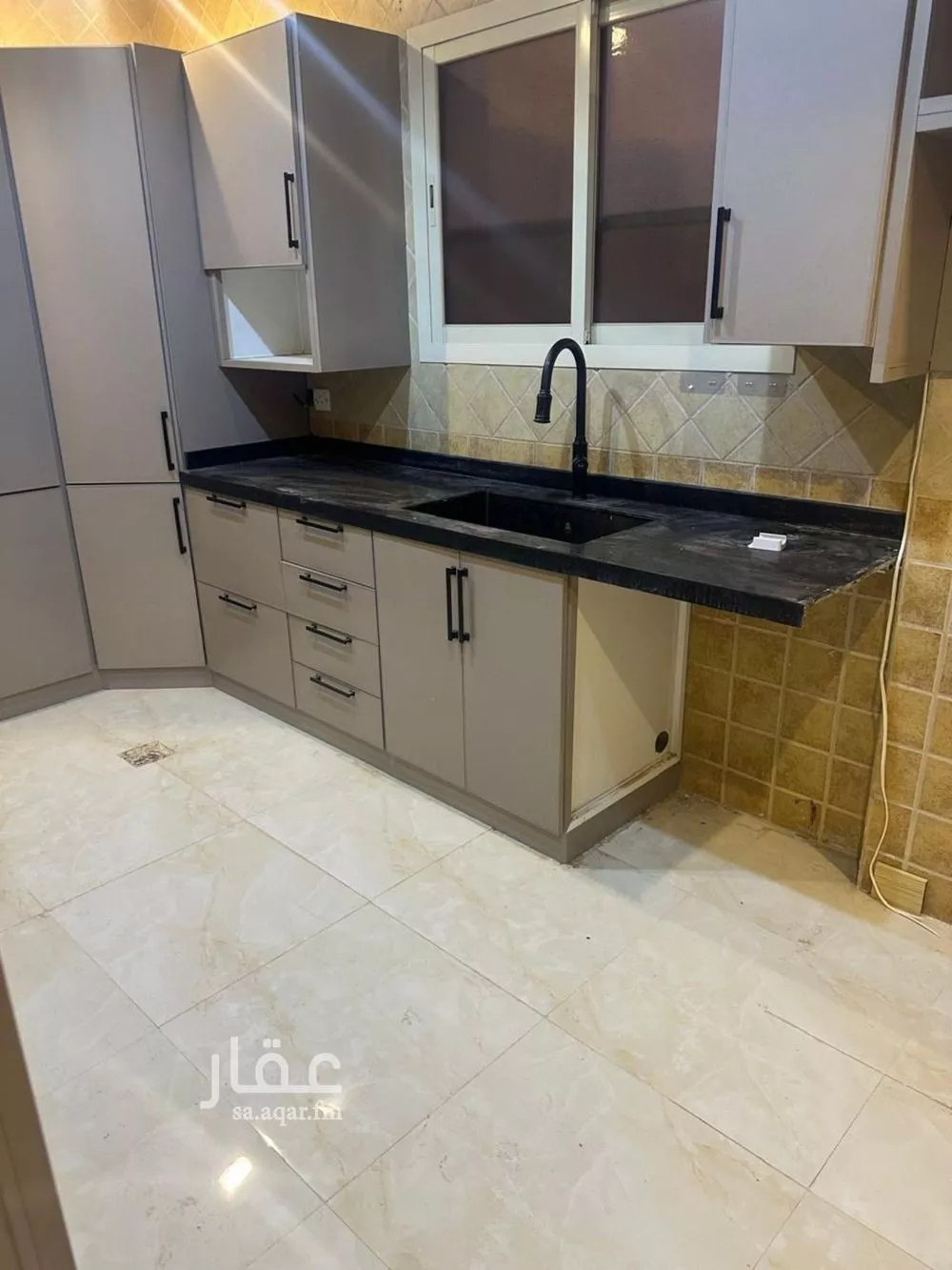 دور 5 غرف في الياسمين 3