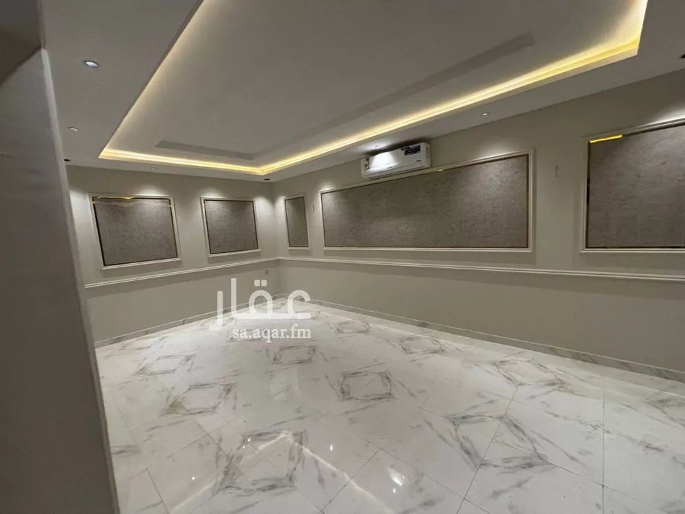 5 bedroom villa in Okaz 1