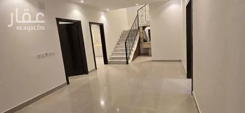 5 bedroom villa in Al Hazm, Riyadh 15
