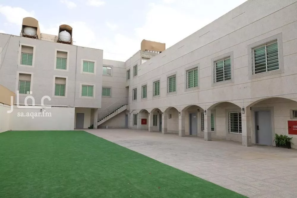 شقة 1 غرف في ام الحمام الغربي 5