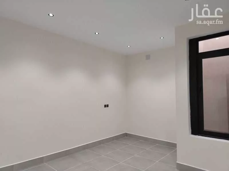 فيلا 4 غرف في الجنادرية 5