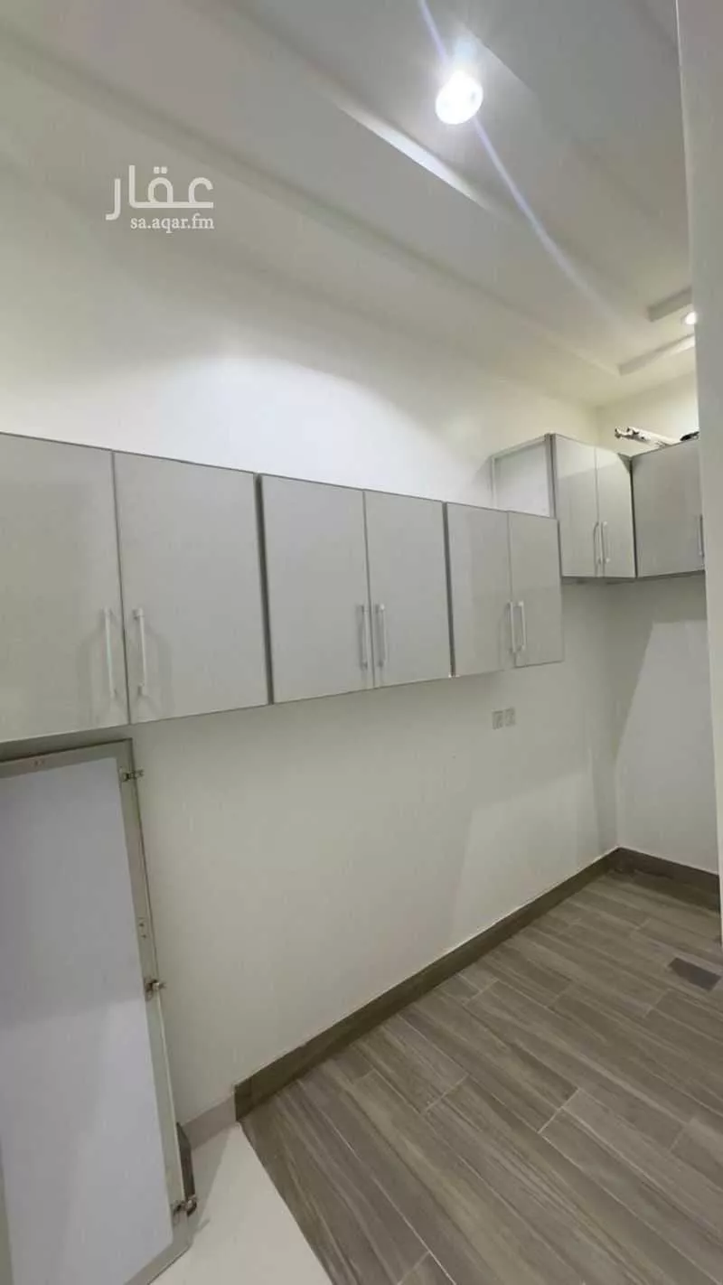 دور 3 غرف في العارض 4