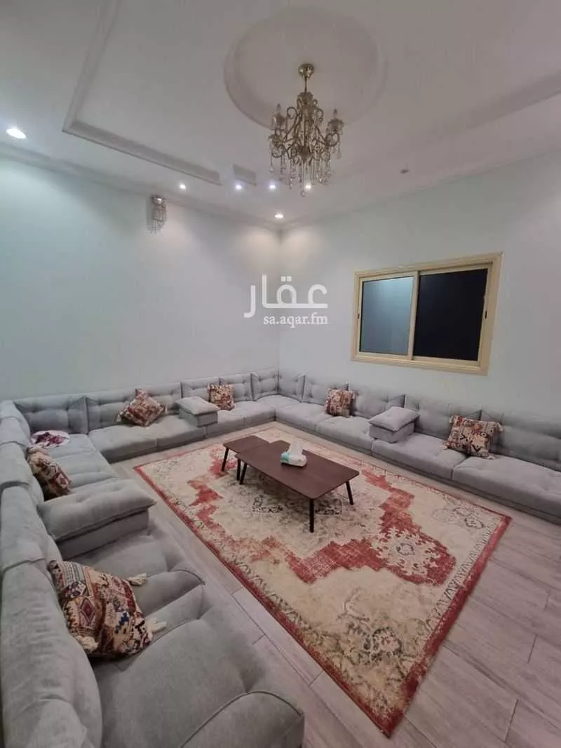 فيلا 18 غرف في العارض 3