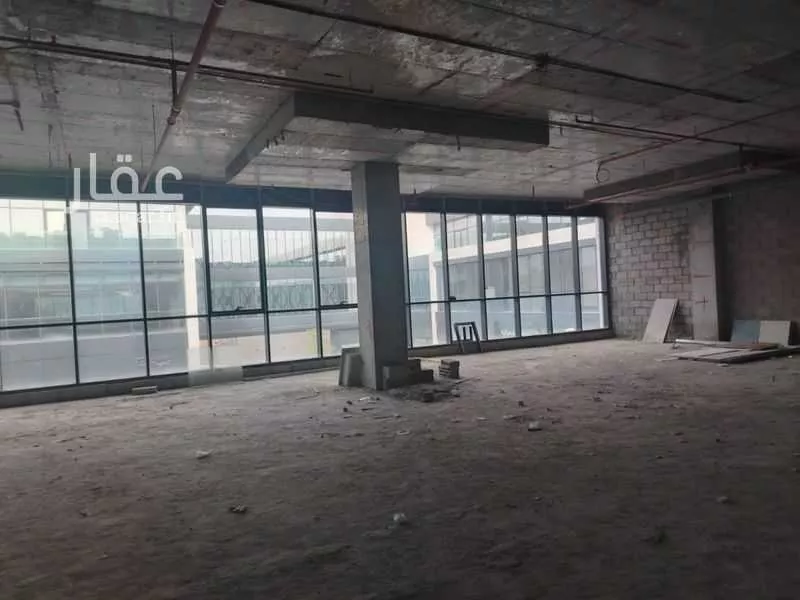 مكتب 160 م² في النرجس 4