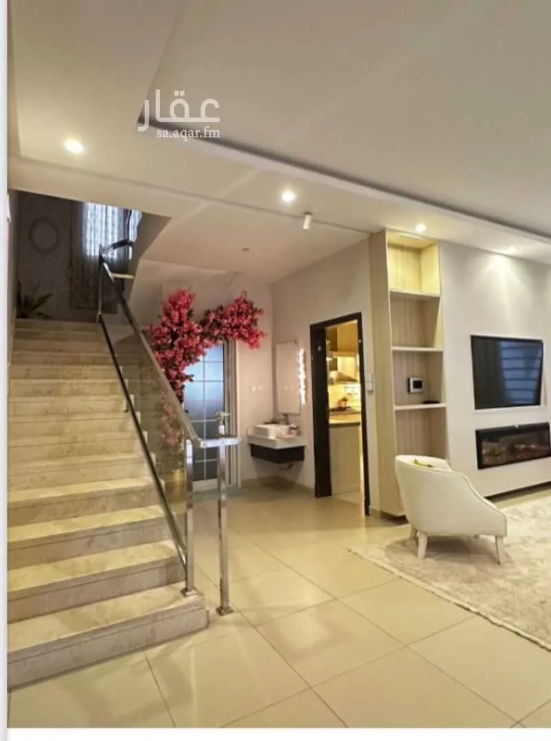 5 bedroom villa in Al Aridh 2