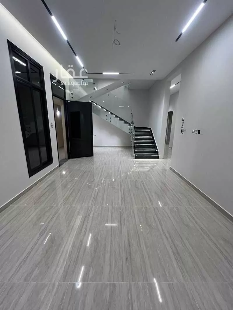 فيلا 5 غرف في الرمال 2