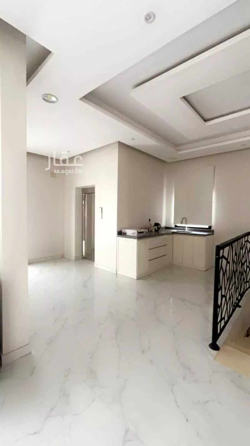 فيلا 6 غرف في النظيم 1