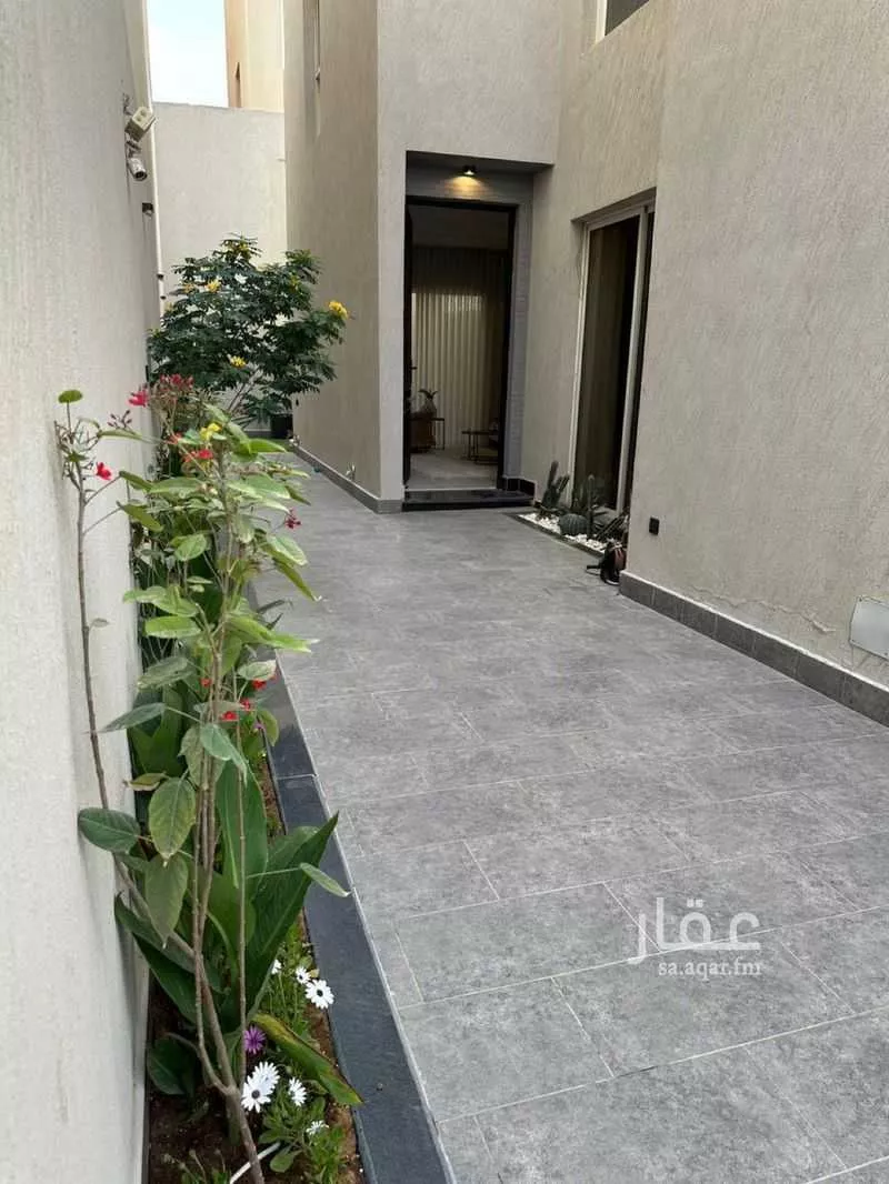 فيلا 6 غرف في العارض 2