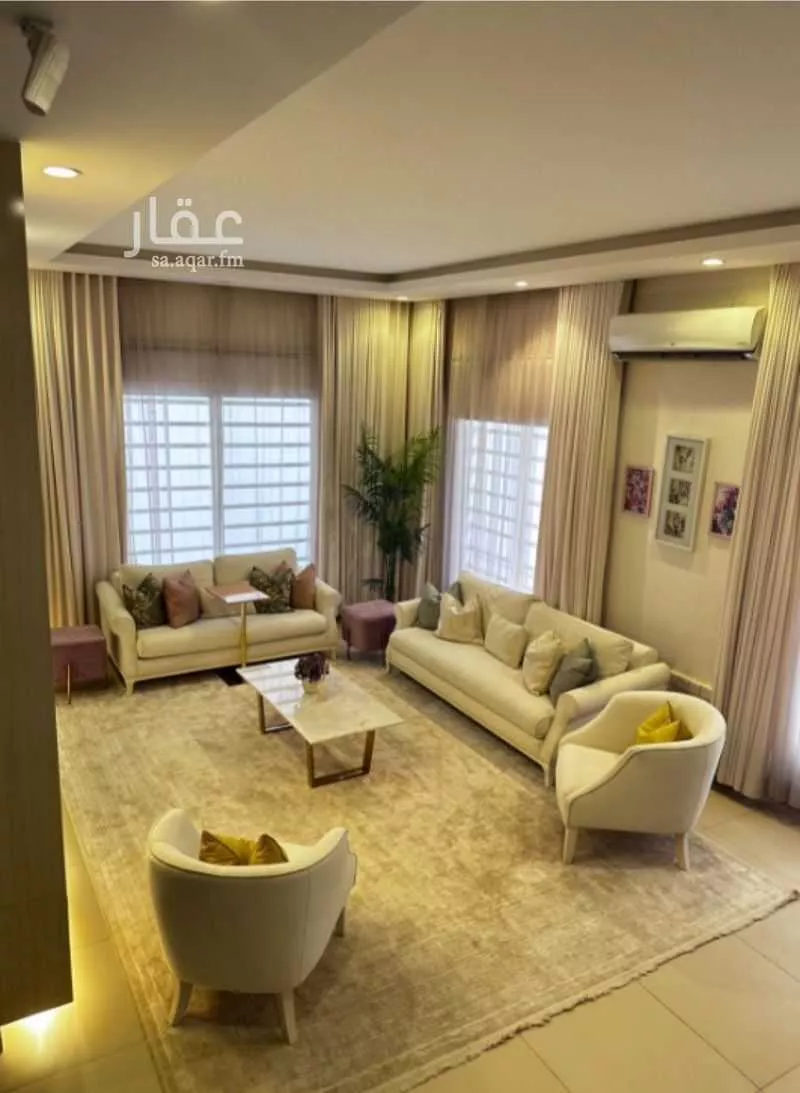 5 bedroom villa in Al Aridh 4
