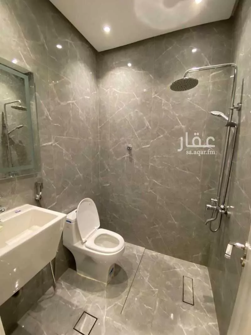 شقة 4 غرف في العارض 3