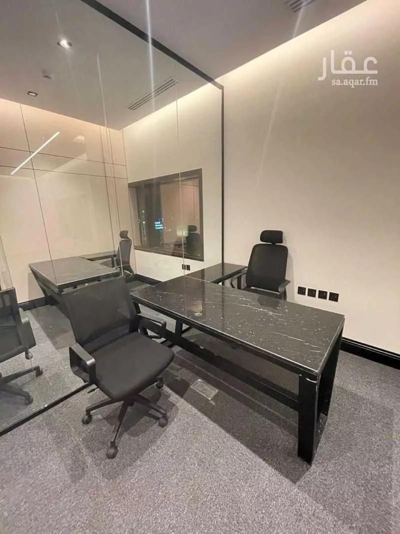 200 sqm office in Al Malqa 5