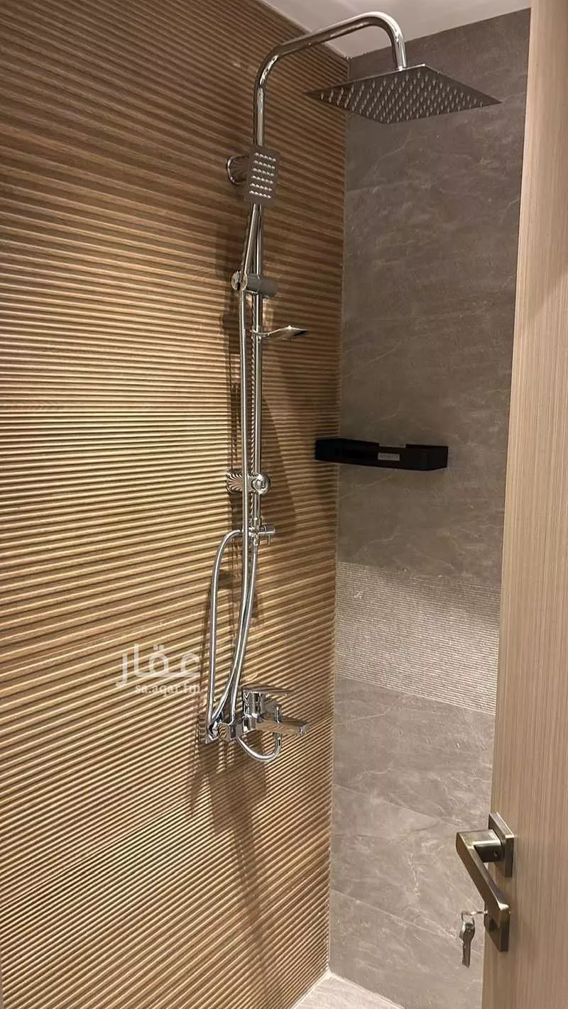 دور 1 غرف في الملقا 4