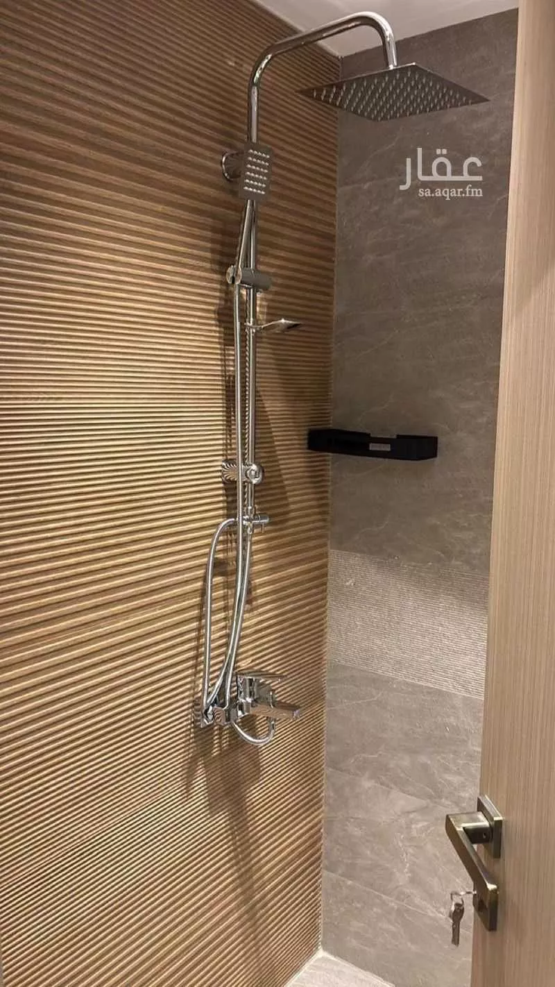 شقة 1 غرف في الملقا 4