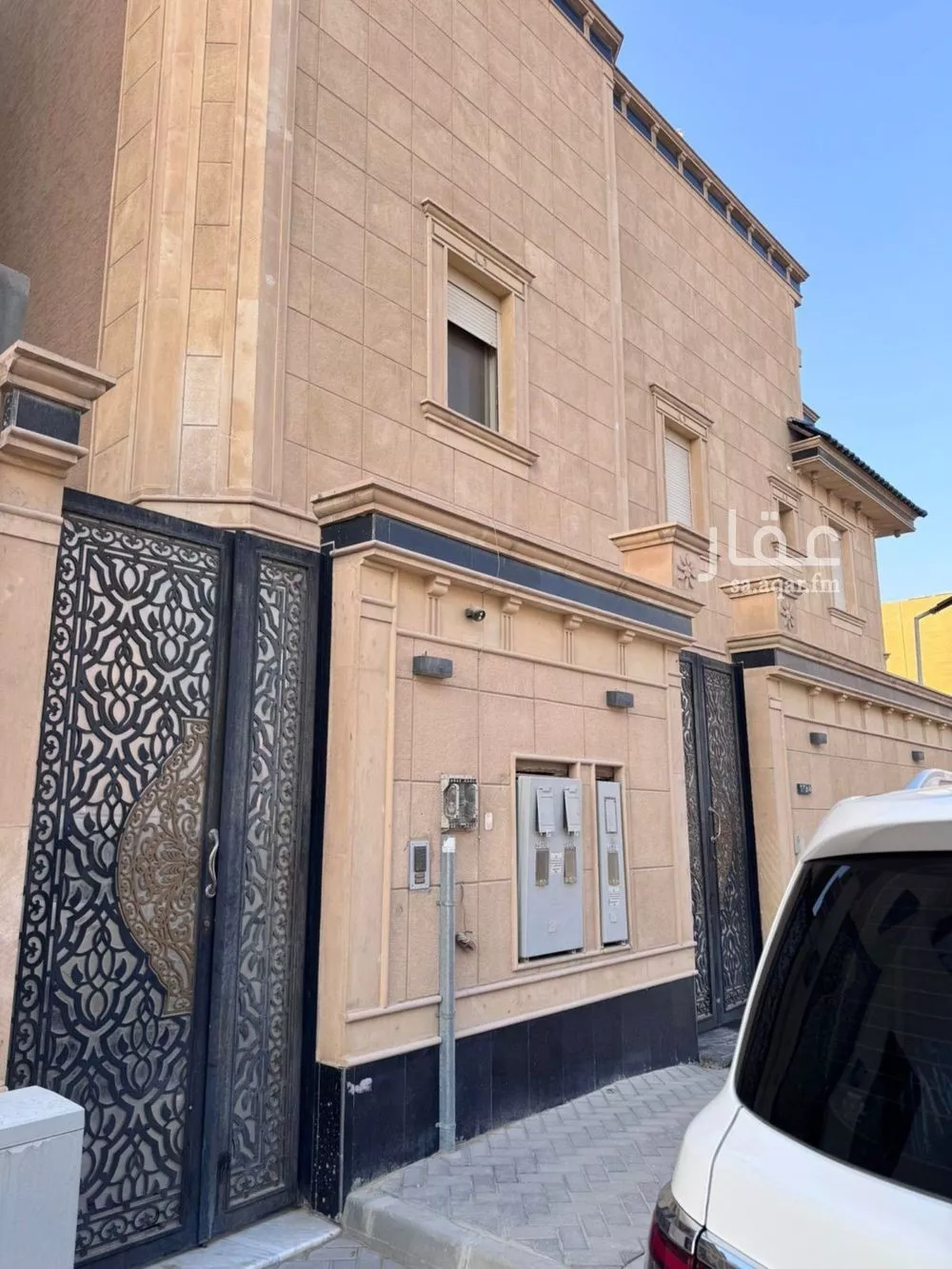 3 bedroom floor in Al Qairawan 1