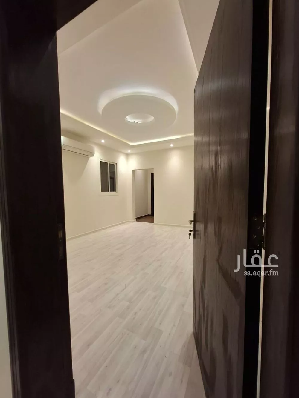 دور 5 غرف في الملقا 4