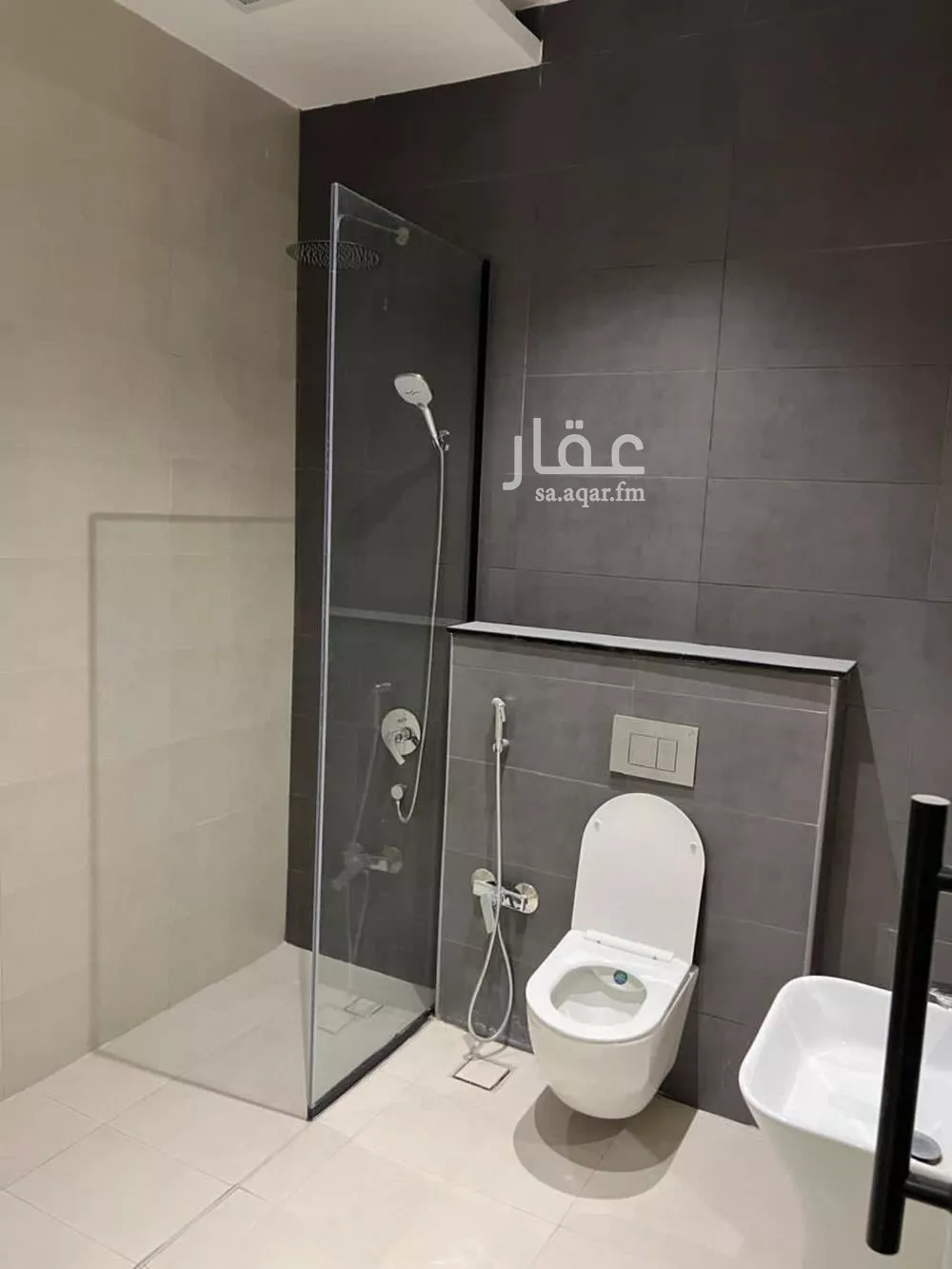 3 bedroom apartment in Al Aridh 2