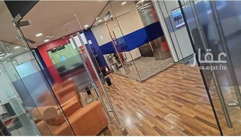 عمارة 1324 م² في الضباط 3