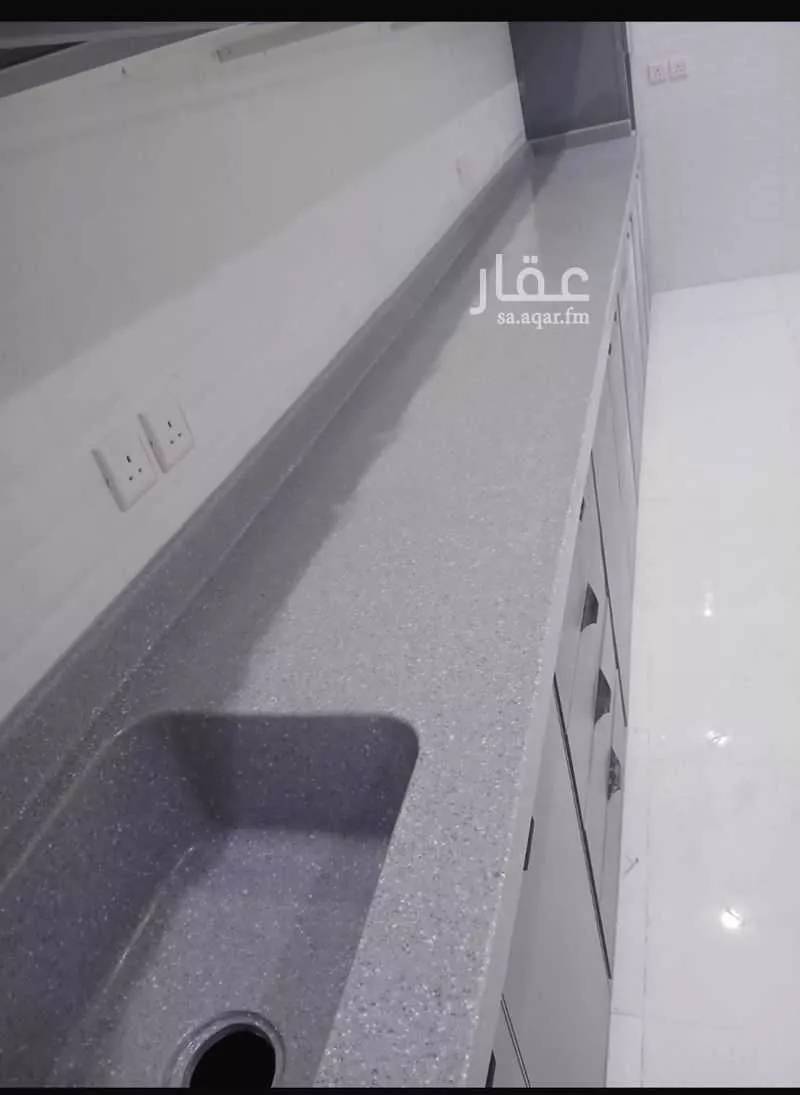 شقة 5 غرف في ظهرة نمار 3