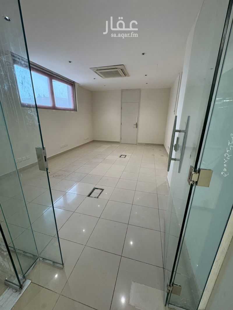 7 bedroom office in Ad Dhubbat, Riyadh 8