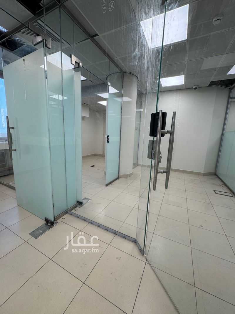 7 bedroom office in Ad Dhubbat, Riyadh 6