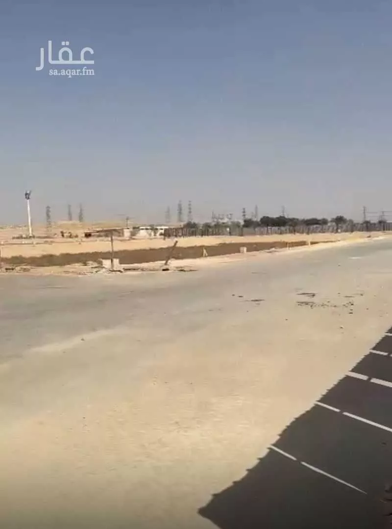 أرض 690 م² في الرمال 2