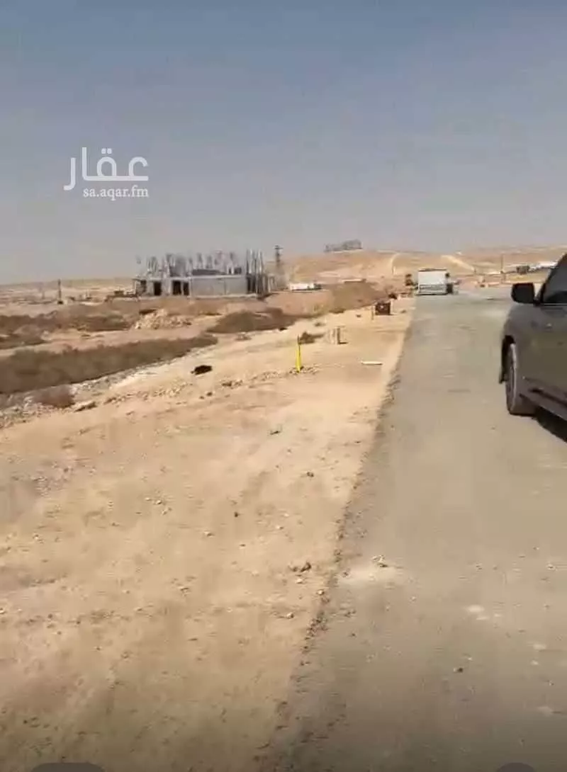 أرض 690 م² في الرمال 3