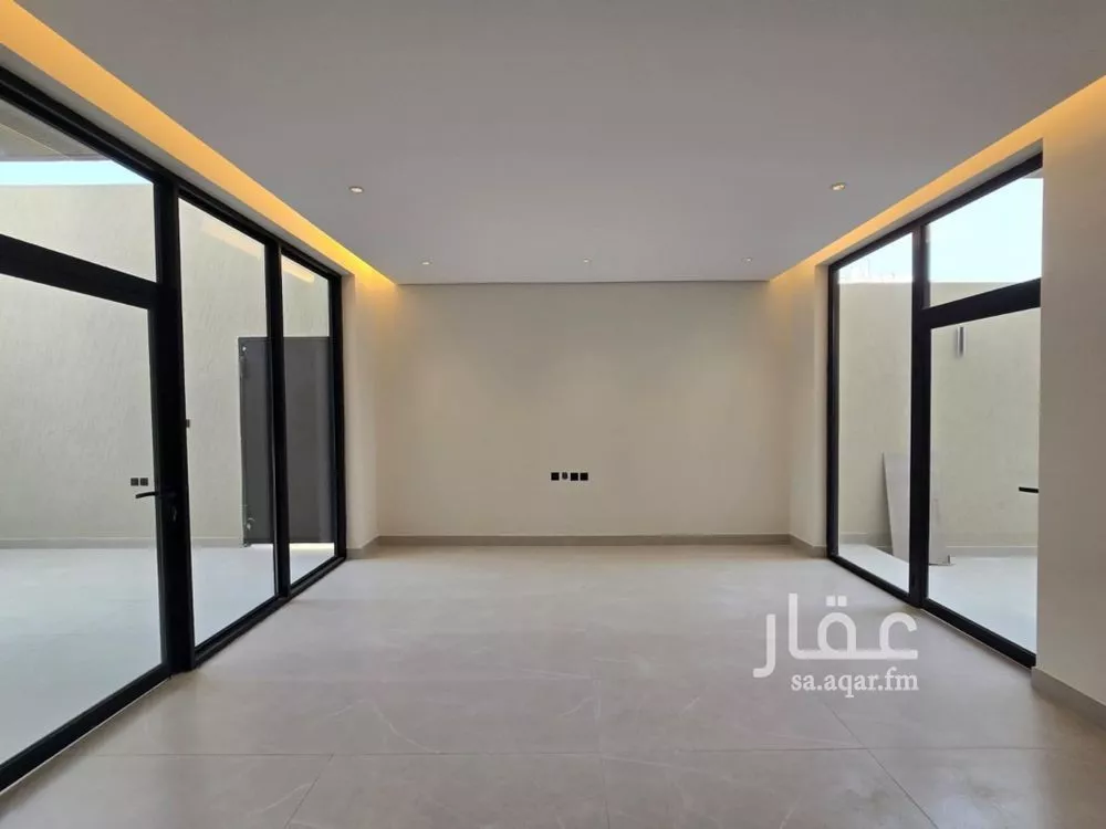 5 bedroom villa in Al Malqa, Riyadh 5