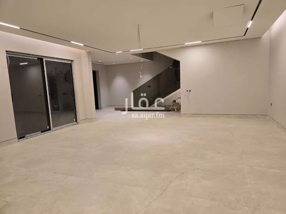 فيلا 5 غرف في الياسمين 3