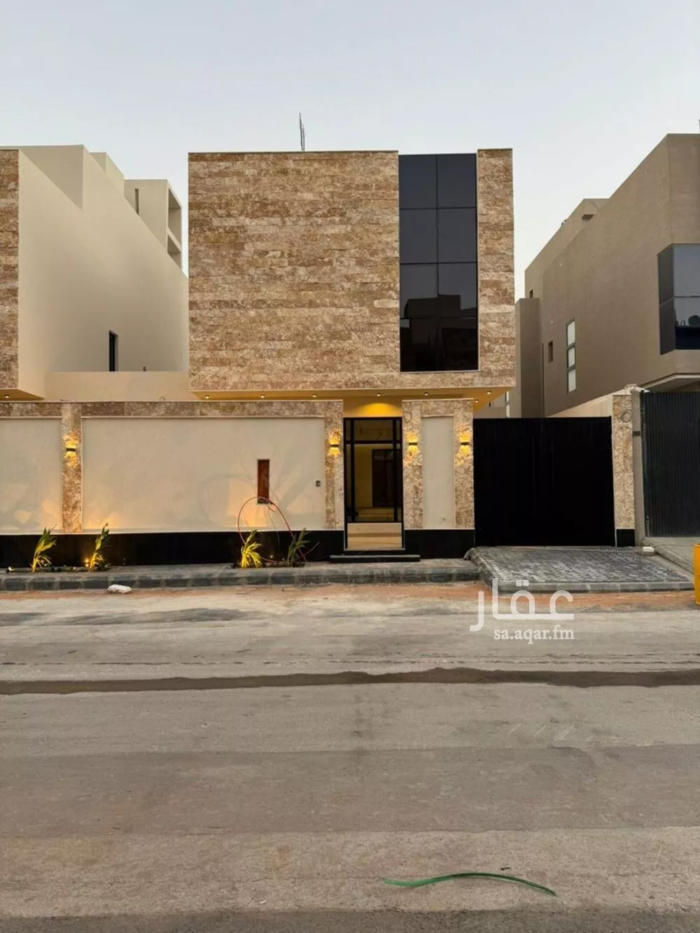 5 bedroom villa in Al Narjis 1
