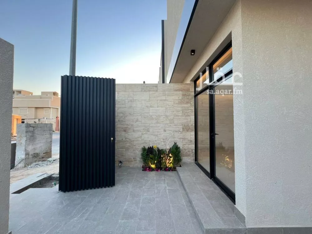 فيلا 5 غرف في النرجس 5