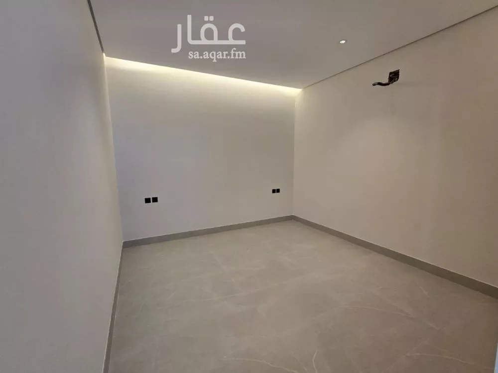 5 bedroom villa in Al Malqa, Riyadh 9