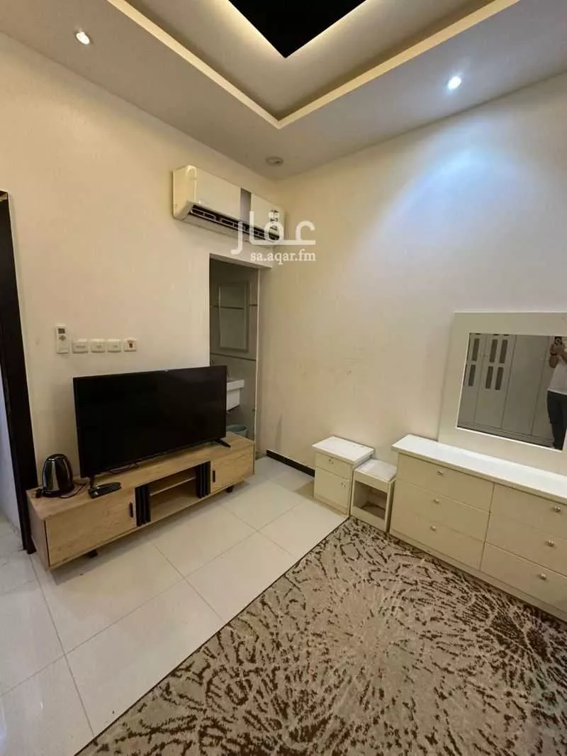 شقة 1 غرف في الملقا 2