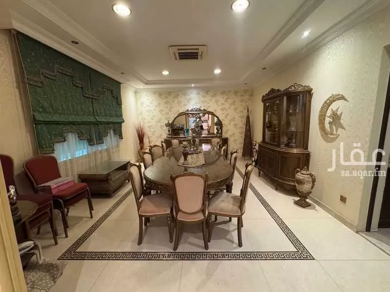 فيلا 5 غرف في الورود 1